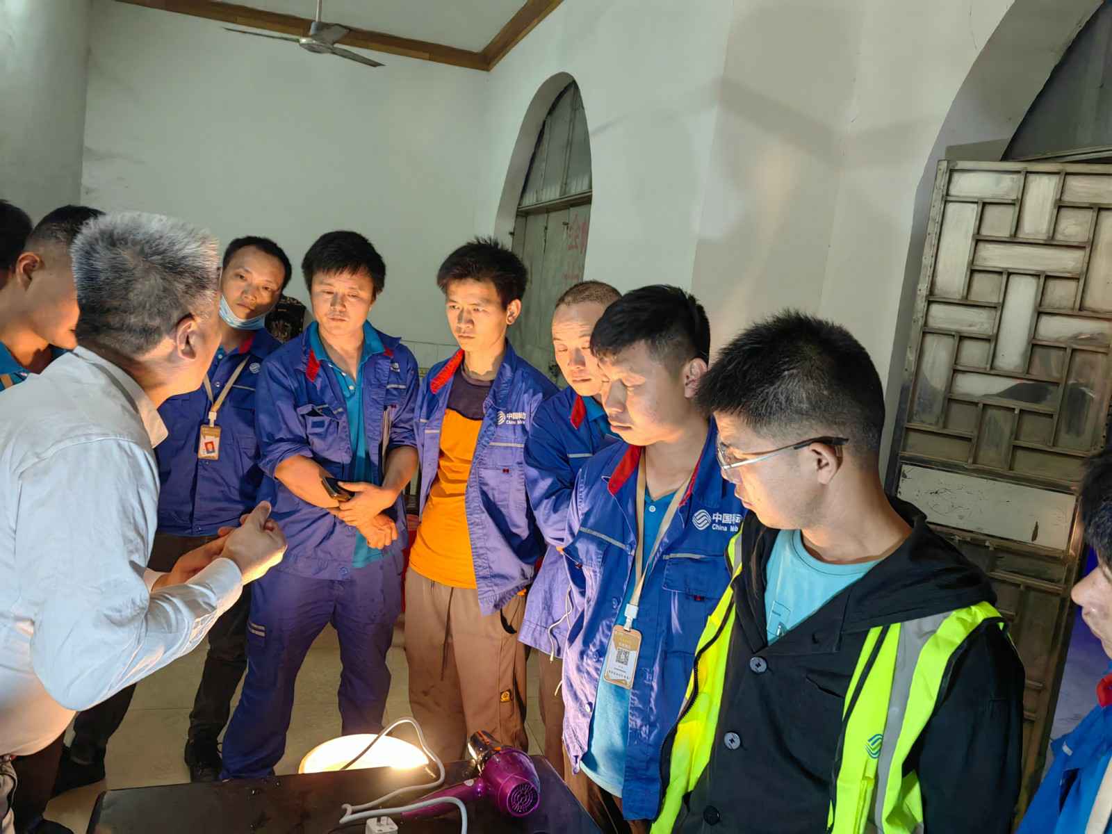 万搏官网-万搏(中国)一站式服务官方网站为中移铁通有限公司安全用电培训